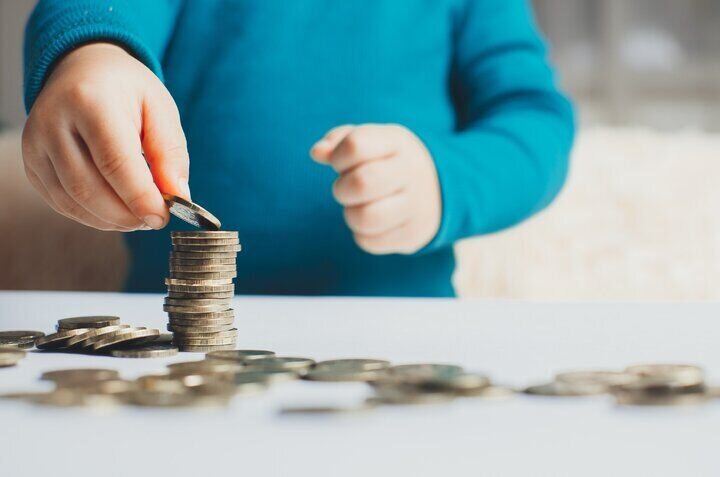 به بچه ها پول توجیبی بدهیم یا نه ؟